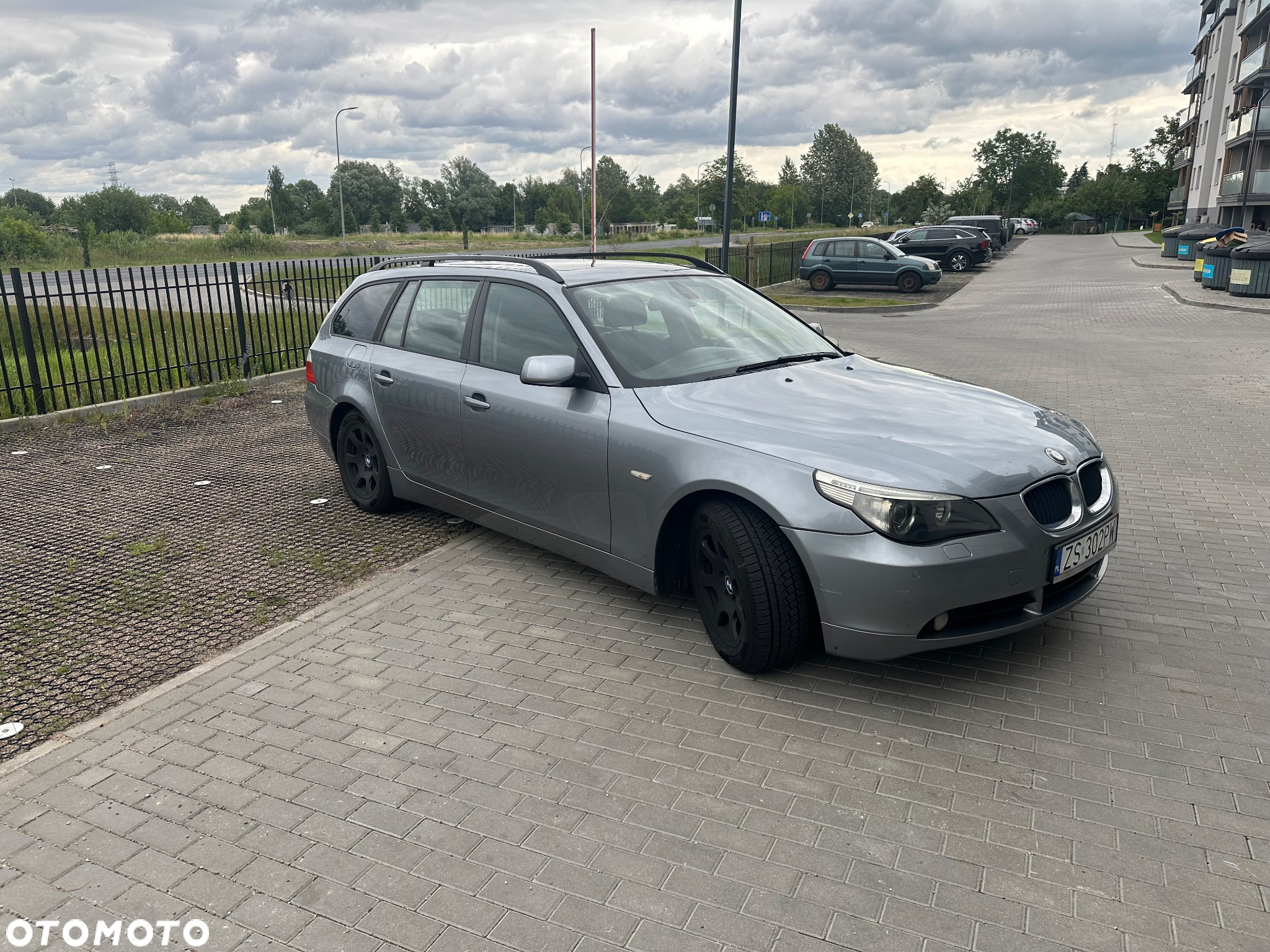 BMW Seria 5 525d Touring - 6