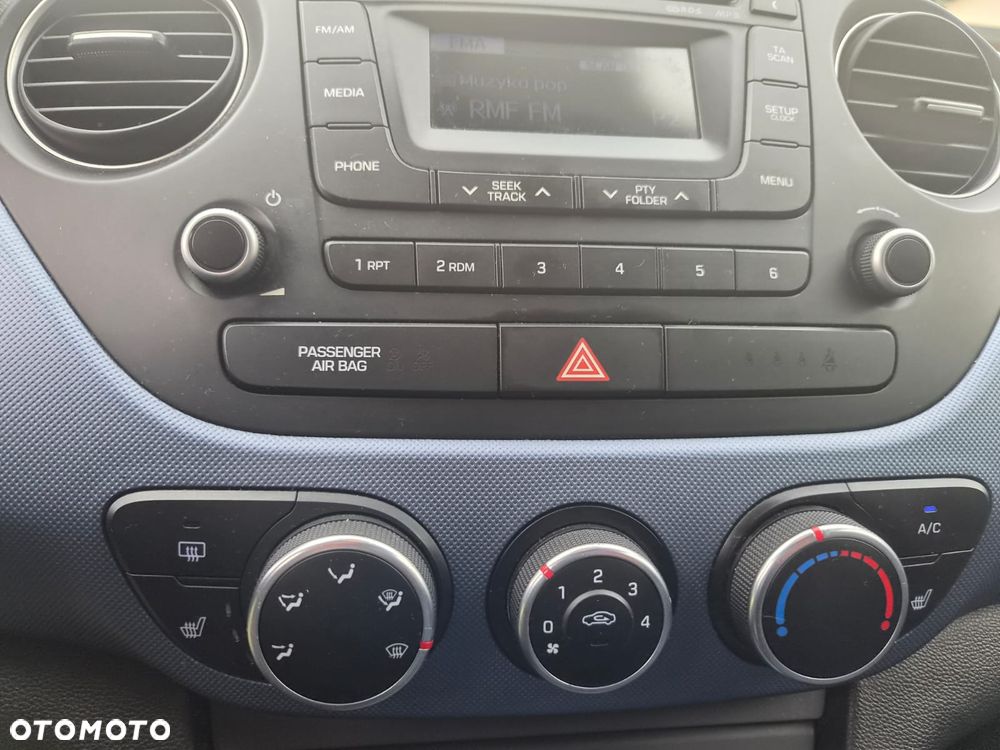 Hyundai i10 - 10