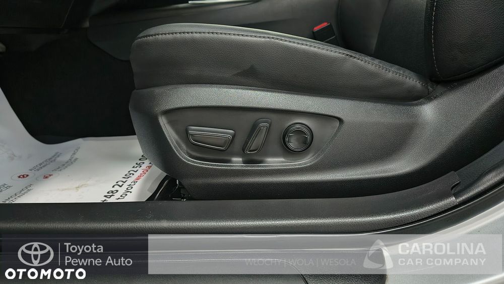 Toyota Camry 2.5 Hybrid Comfort CVT - 12