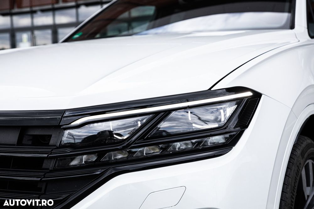 Volkswagen Touareg - 33