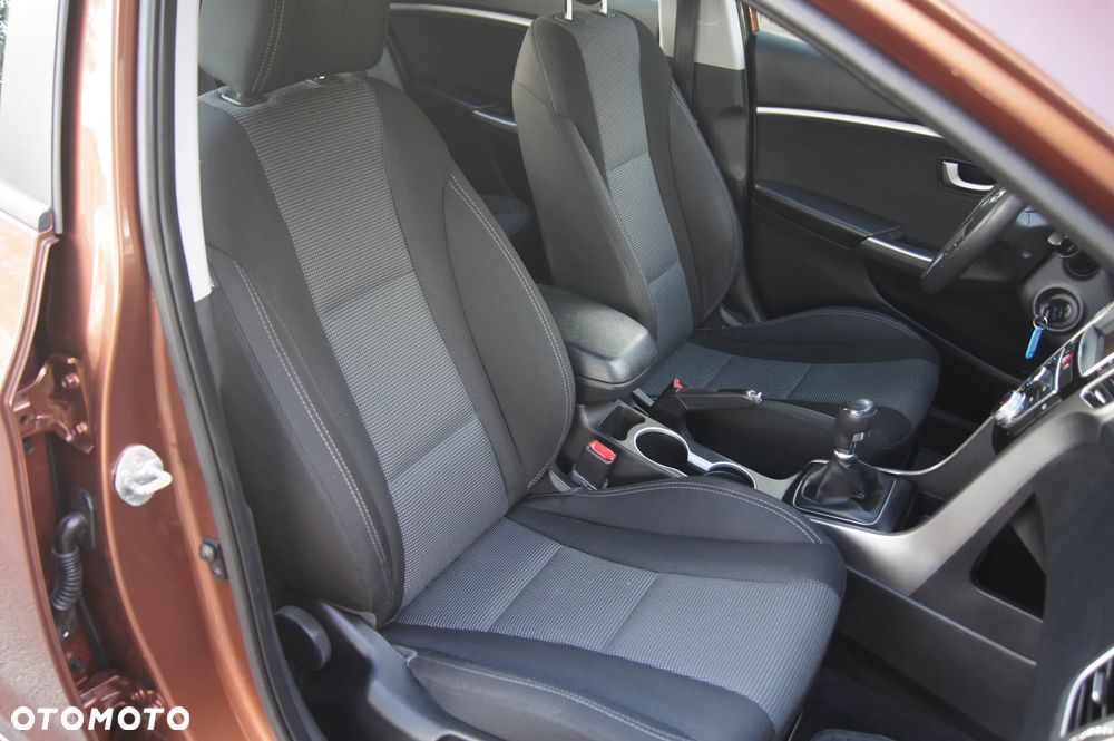 Hyundai i30 1.4 Advantage - 24