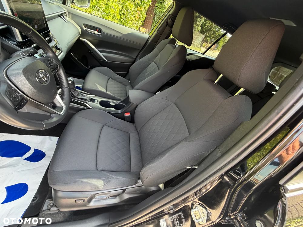 Toyota Corolla Cross 2.0 Hybrid Comfort - 12