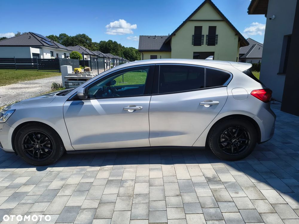 Ford Focus 1.0 EcoBoost Trend Edition Business - 1