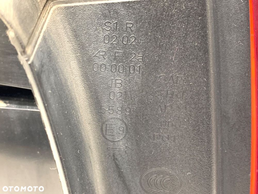 LAMPA PRAWY TYŁ  VW GOLF V Variant (1K5) 2007 - 2009 1.9 TDI 77 kW [105 KM] olej napędowy 2007 - - 5