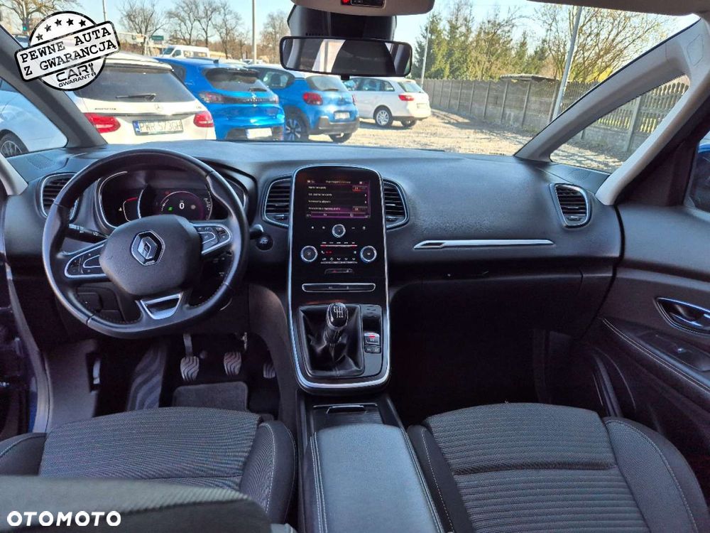 Renault Grand Scenic - 18