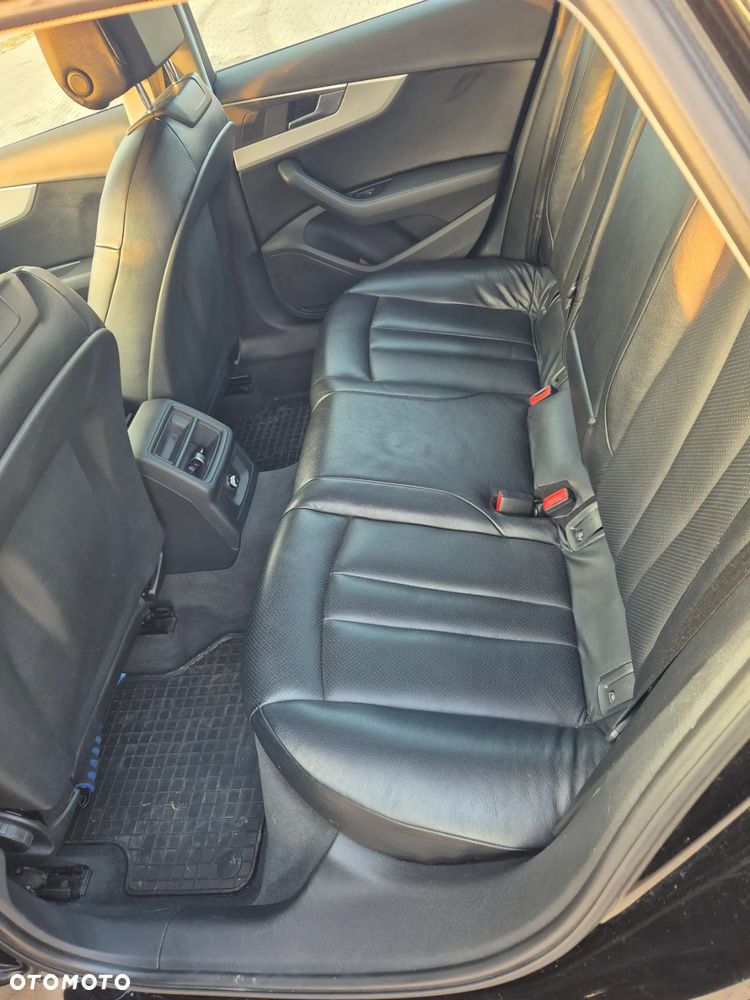 Audi A4 Limousine - 17