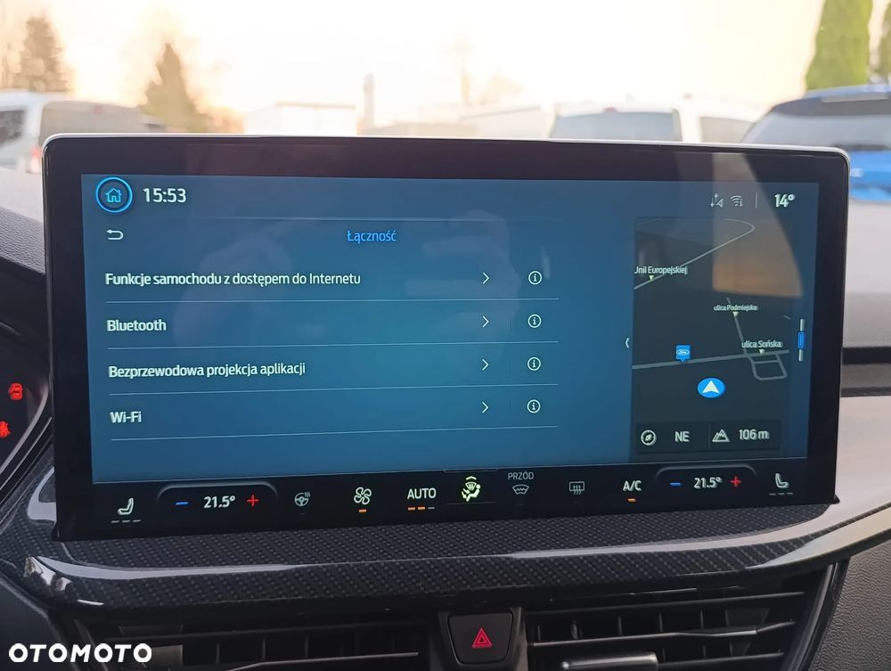 Ford Focus 1.0 EcoBoost mHEV ST-Line X - 24