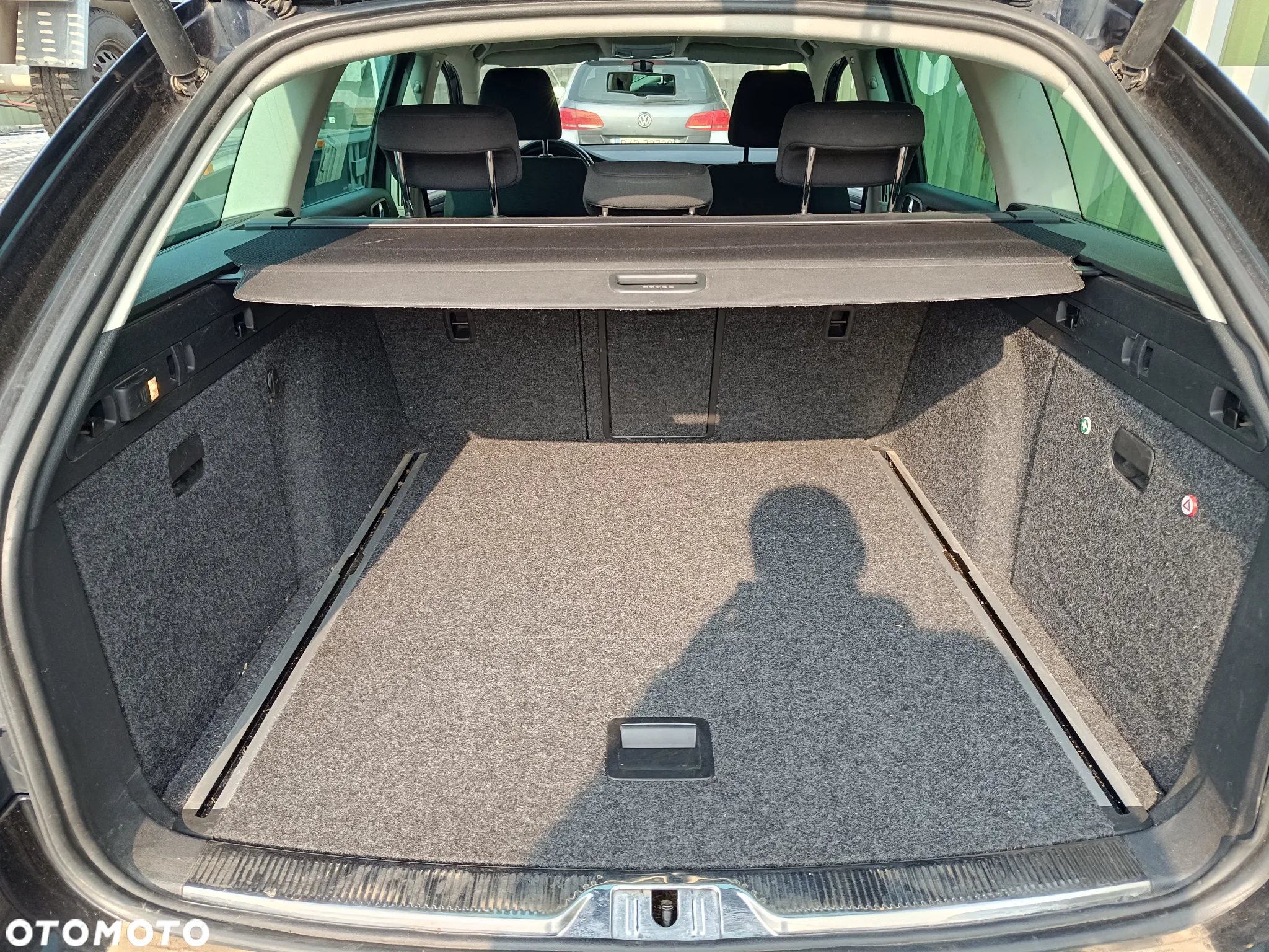 Skoda Superb 2.0 TDI DSG FAMILY - 9