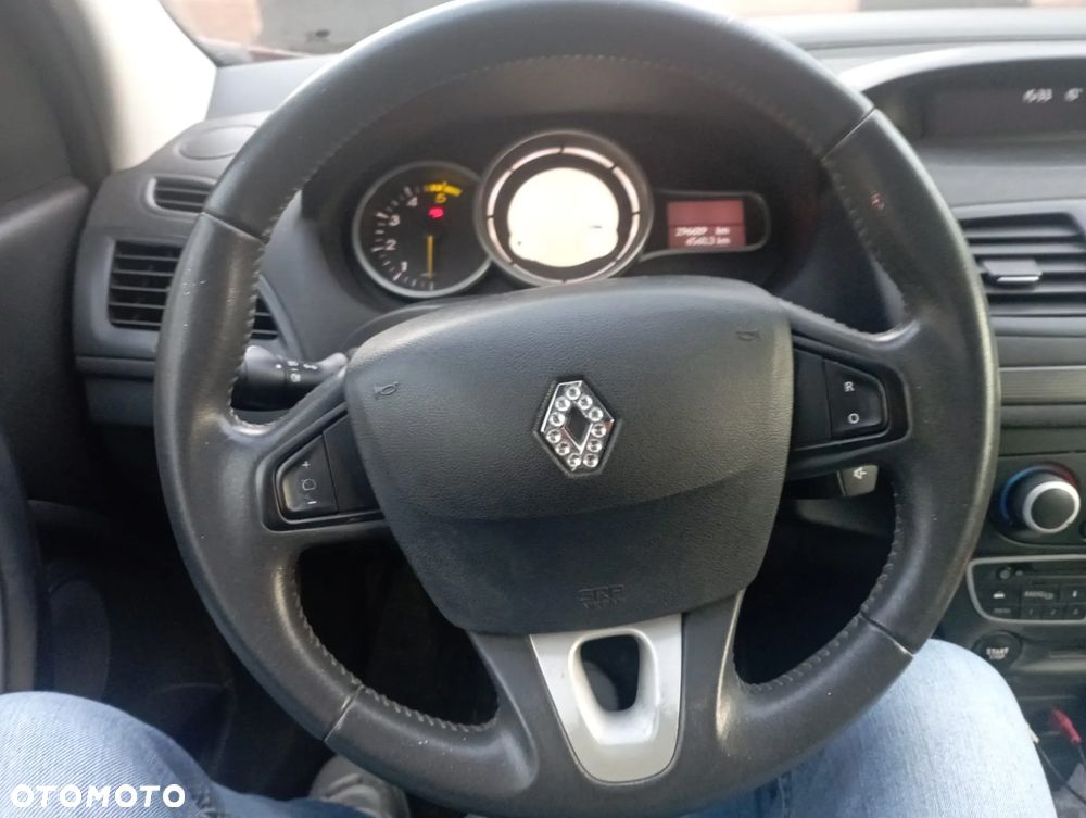 Renault Megane 1.5 dCi Authentique - 10