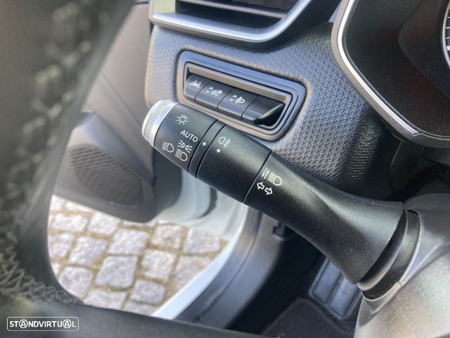 Renault Clio 1.0 TCe Exclusive - 18