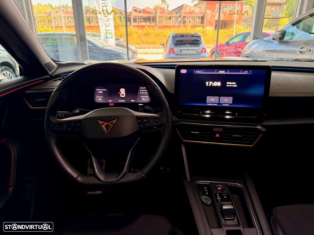 Cupra Formentor 1.4 e-Hybrid DSG VZ - 32