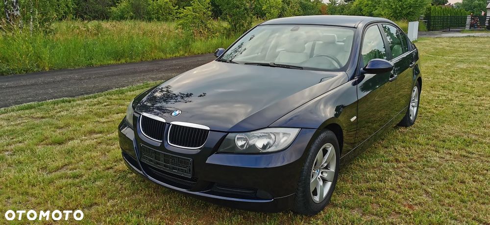 BMW Seria 3 318i - 18
