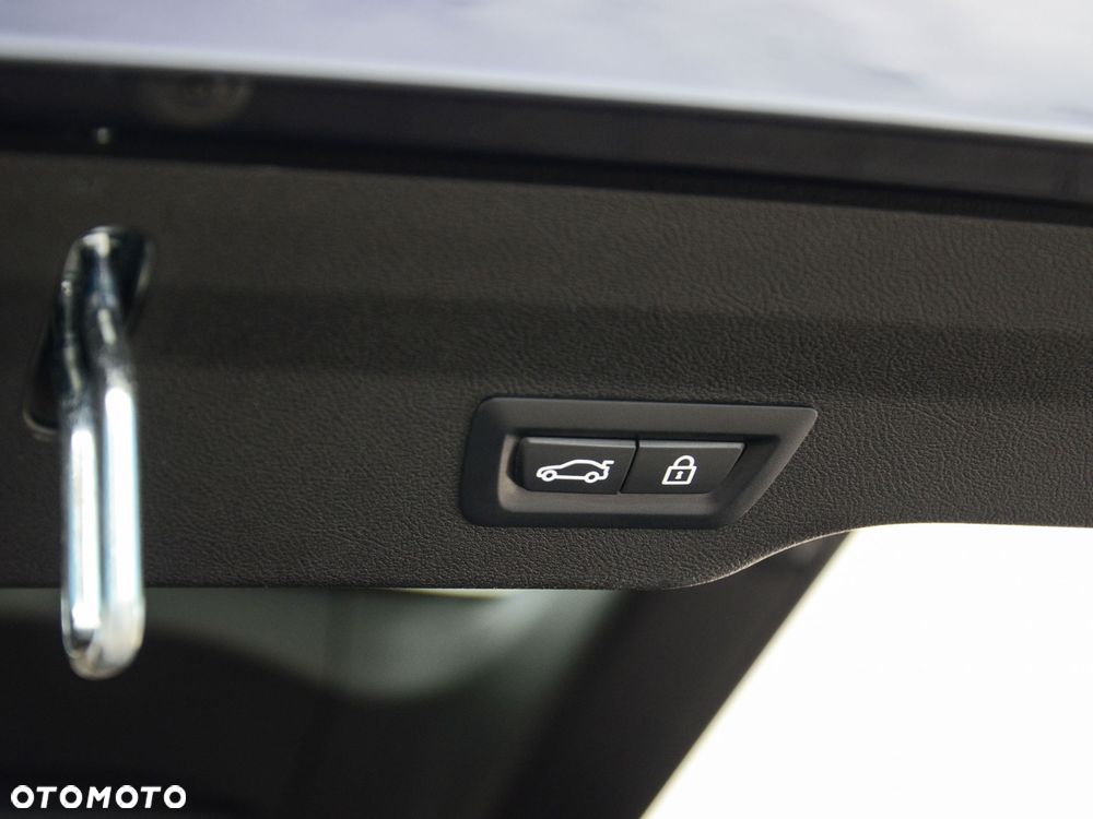 BMW Seria 6 640i xDrive Edycja M Sport - 18