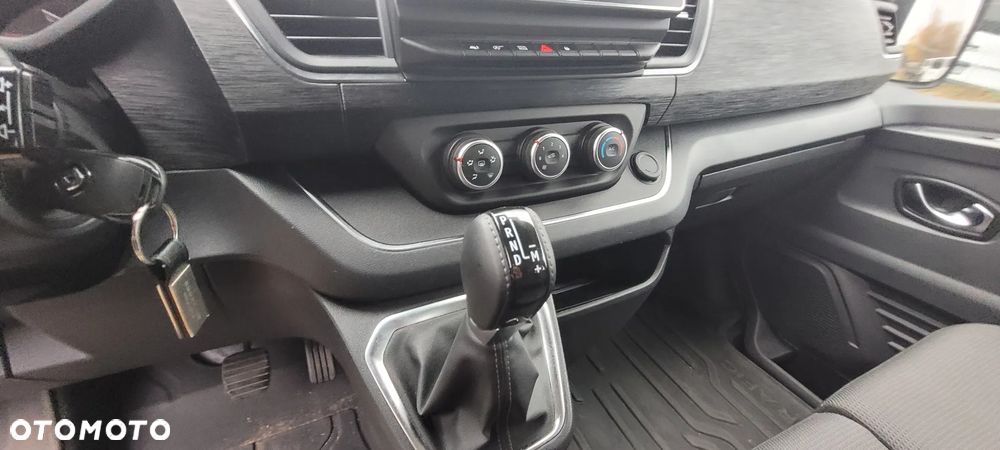 Renault Trafic 2.0 dCi Escapade EDC - 10