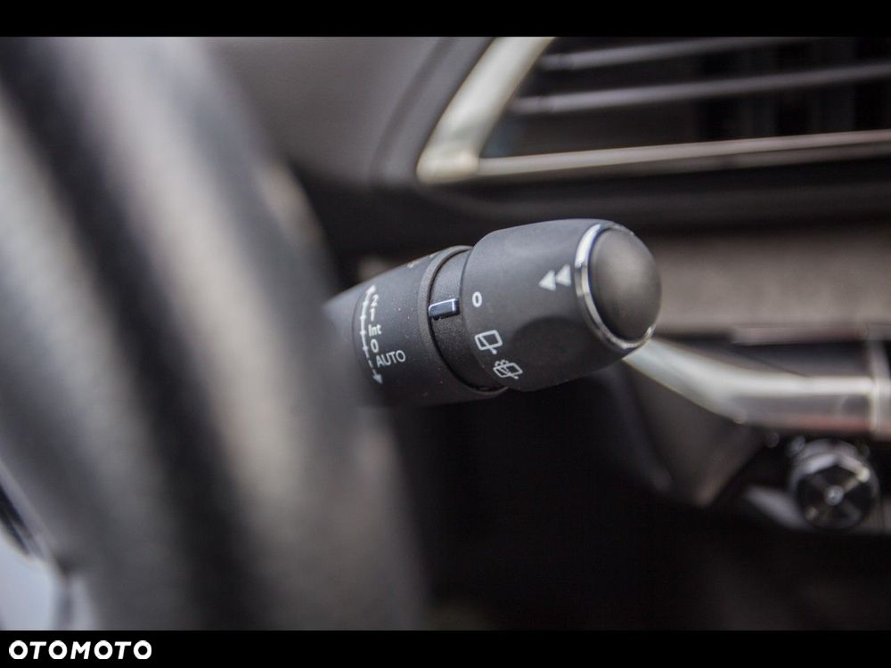 Peugeot 5008 1.2 PureTech GT S&S EAT8 - 25