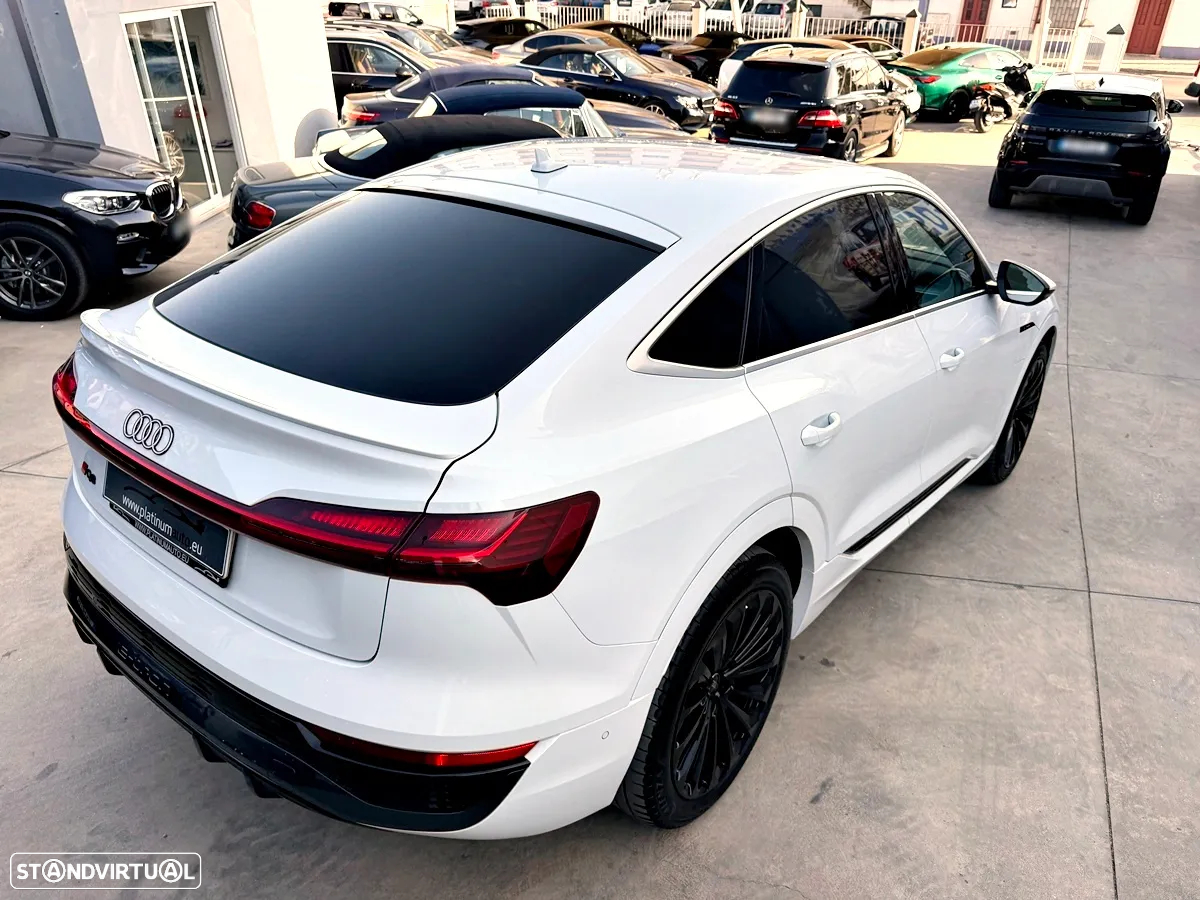 Audi Q8 e-Tron 50 quattro S line - 46