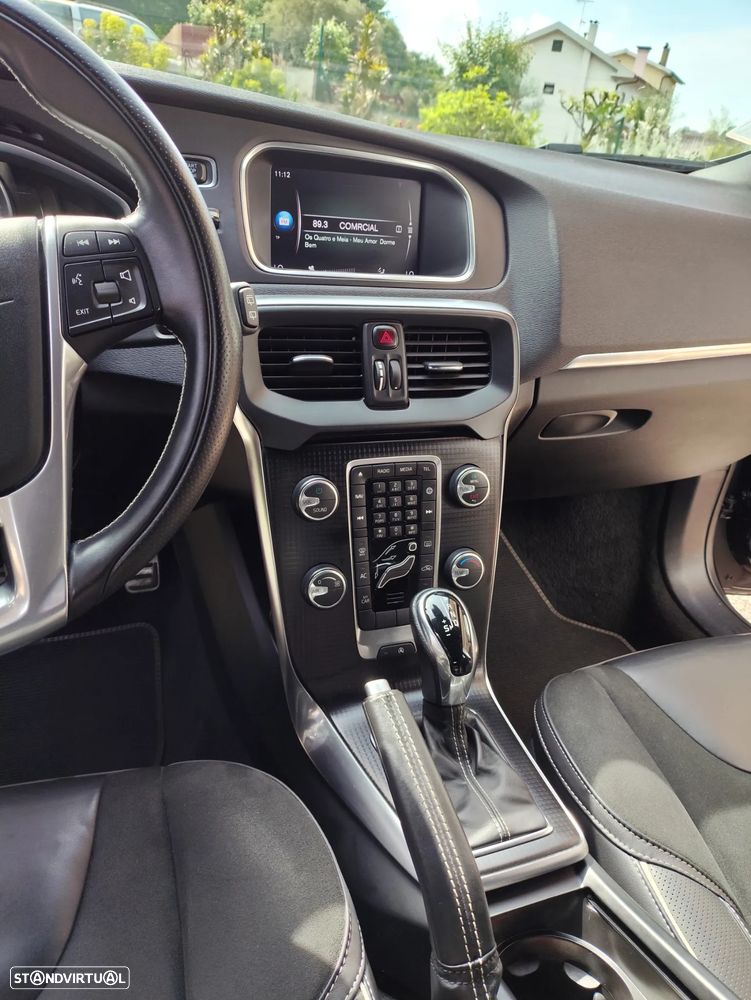 Volvo V40 1.5 T3 Sport Edition R Geartronic - 6