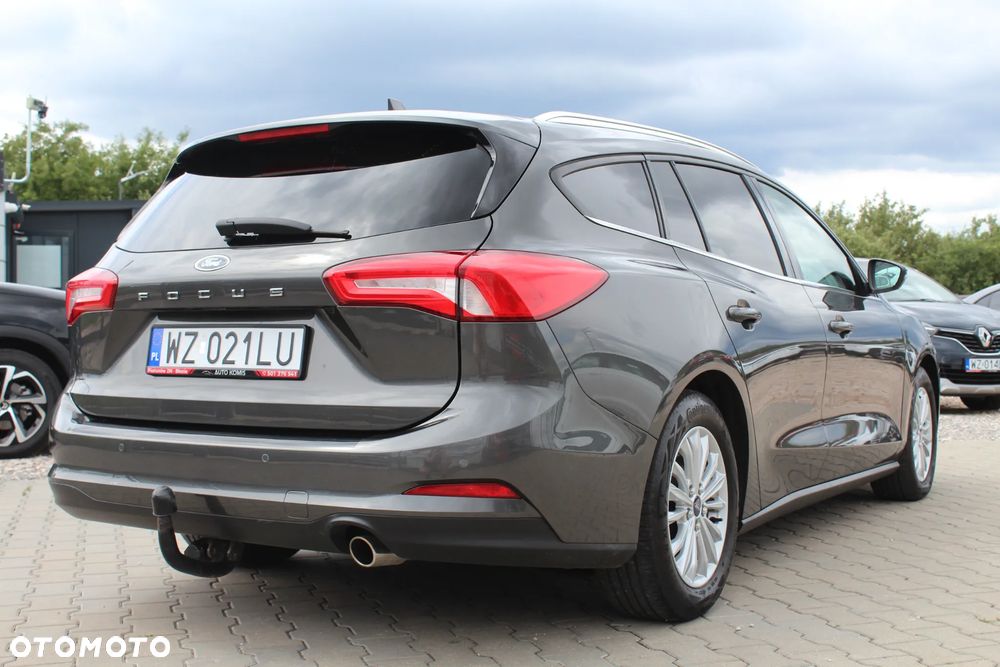 Ford Focus 1.0 EcoBoost STart-Stopp-System TITANIUM - 11