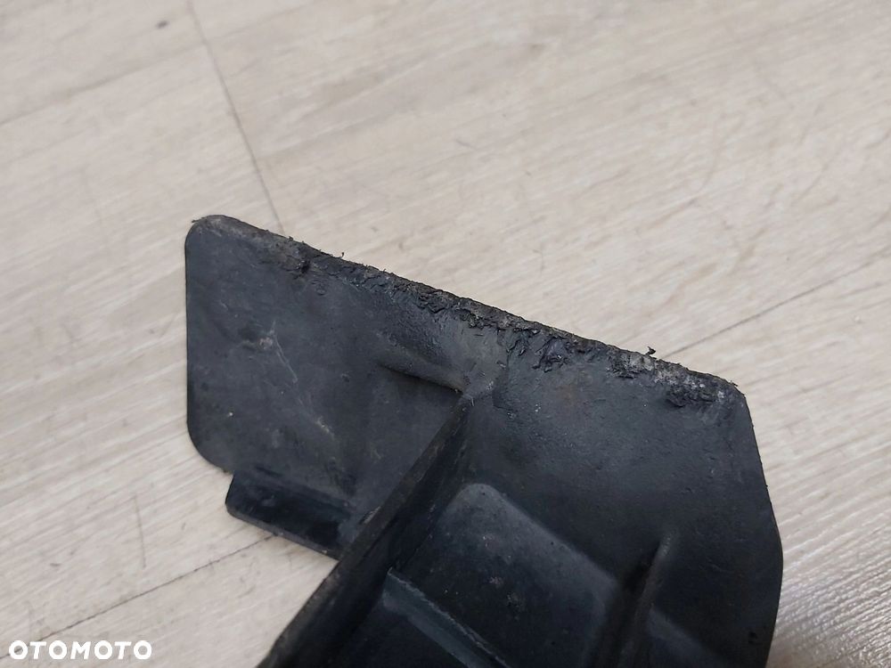 Toyota AYGO II chlapacz prawy tył zakończenie progu prawe 65631-0H030 - 1