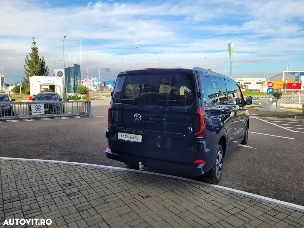 Volkswagen Caravelle - 7