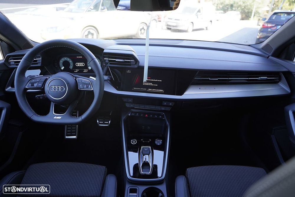 Audi A3 Sportback 30 TFSI Advanced S tronic - 5