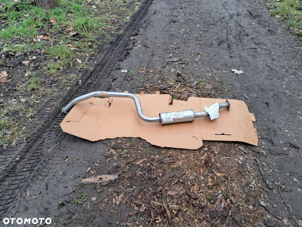 Tłumik Środkowy Mitsubishi Space Star I 1.3 16V MR281180NT BOSAL 283-555 1998 1999 2000 2001 2002 2003 2004 - 1