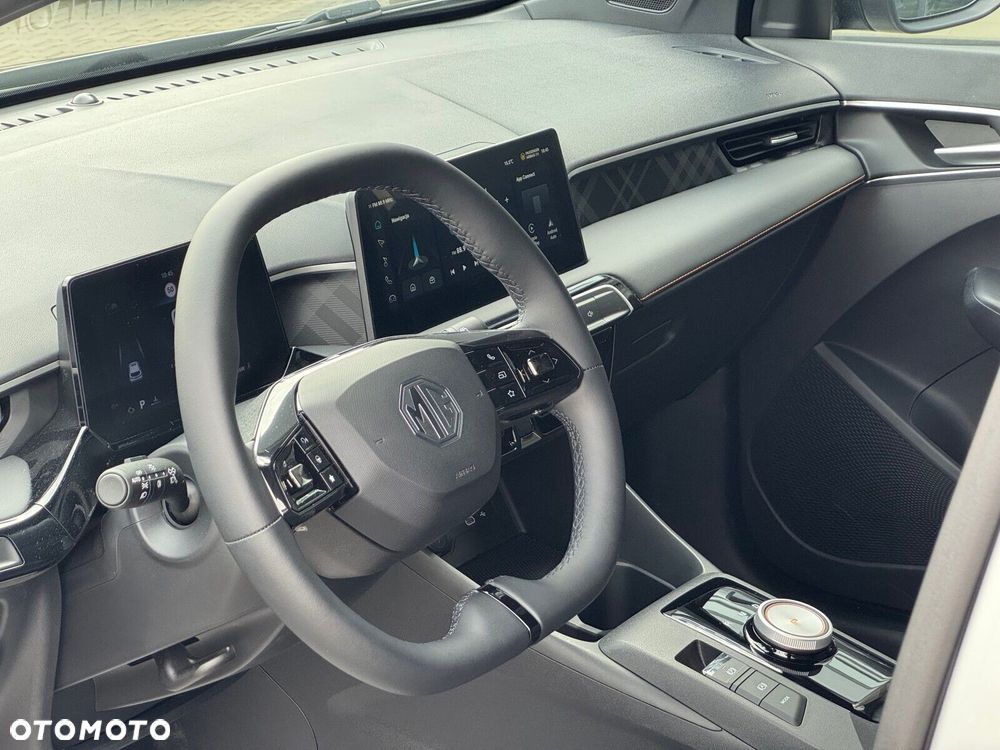 MG MG3 1.5 HEV+ Exclusive - 11