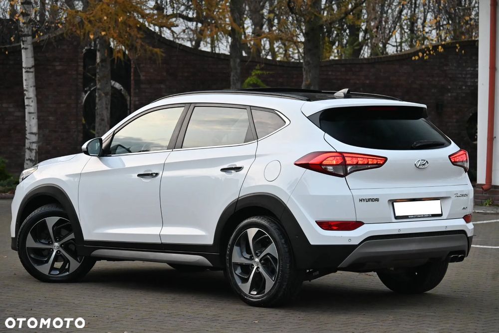 Hyundai Tucson 2.0 CRDi Premium 4WD - 19