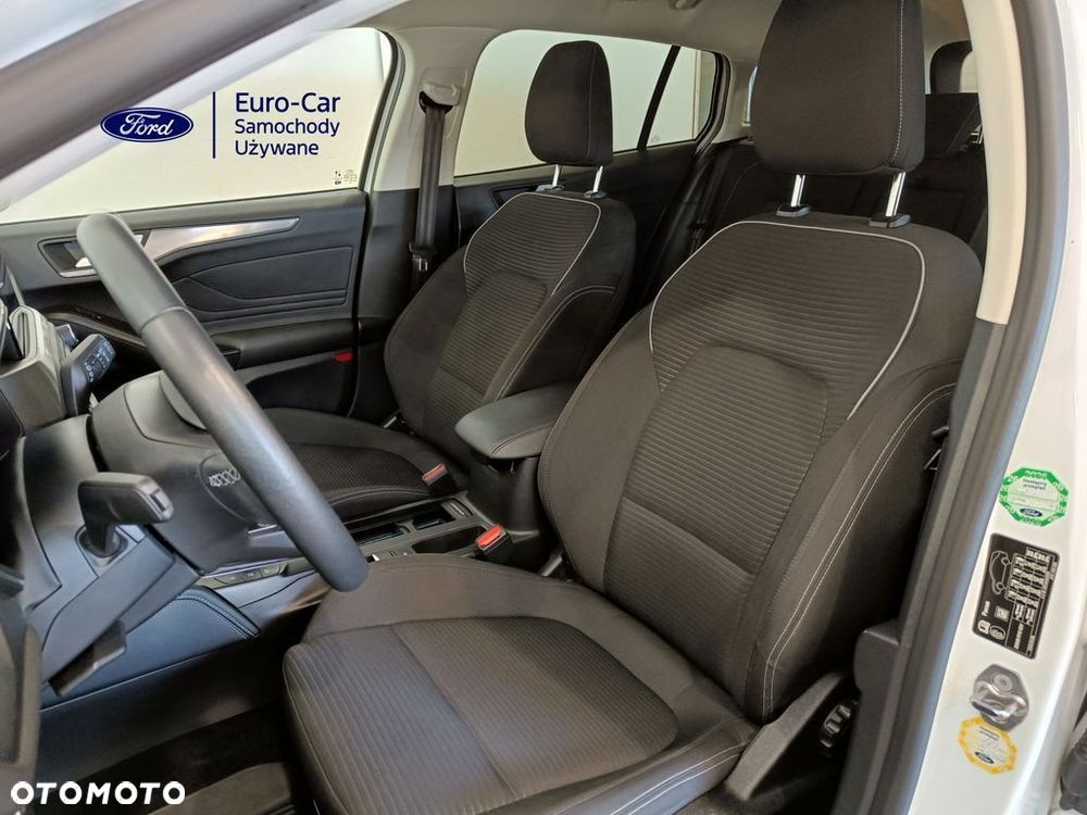 Ford Focus - 12
