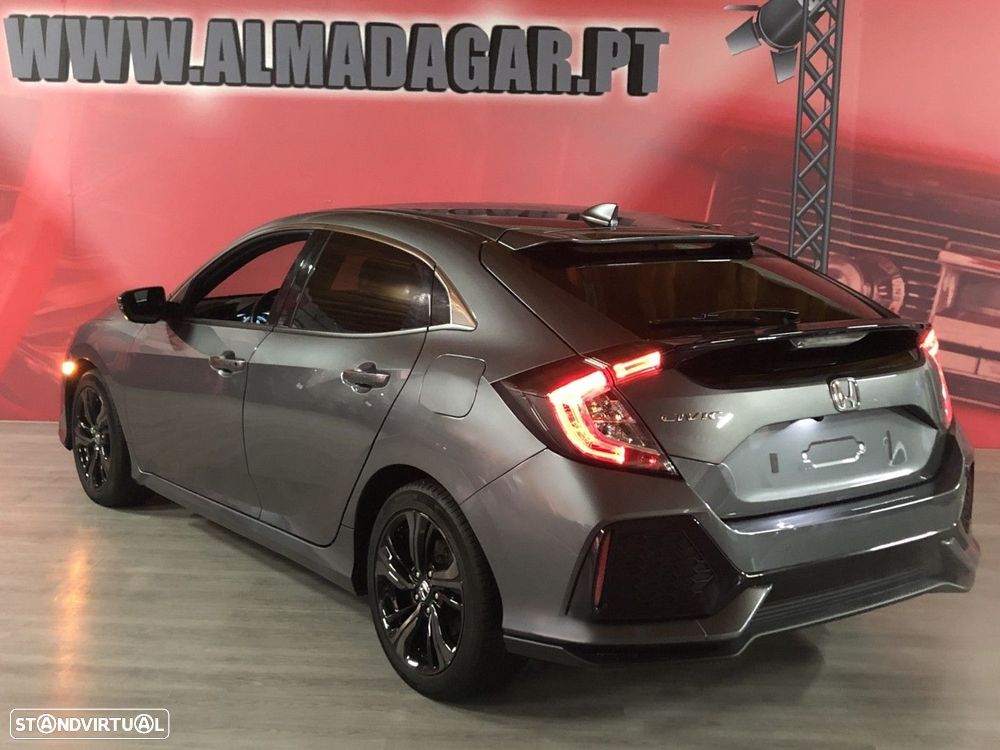 Honda Civic 1.0 i-VTEC Executive Premium - 4