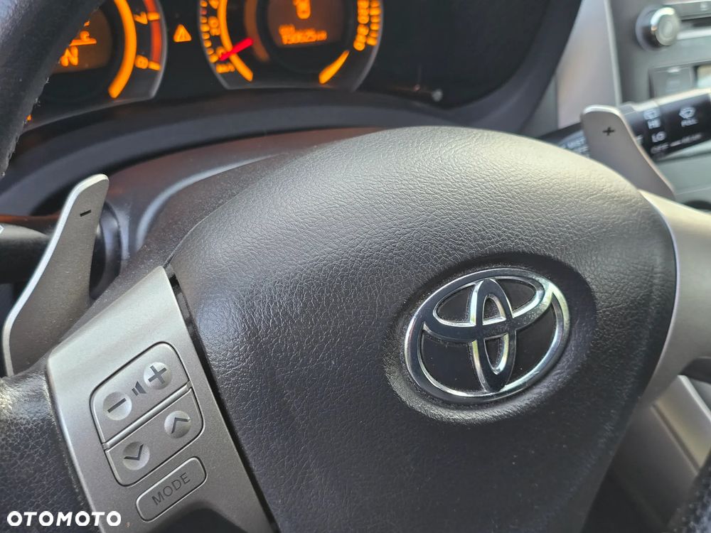 Toyota Auris - 36