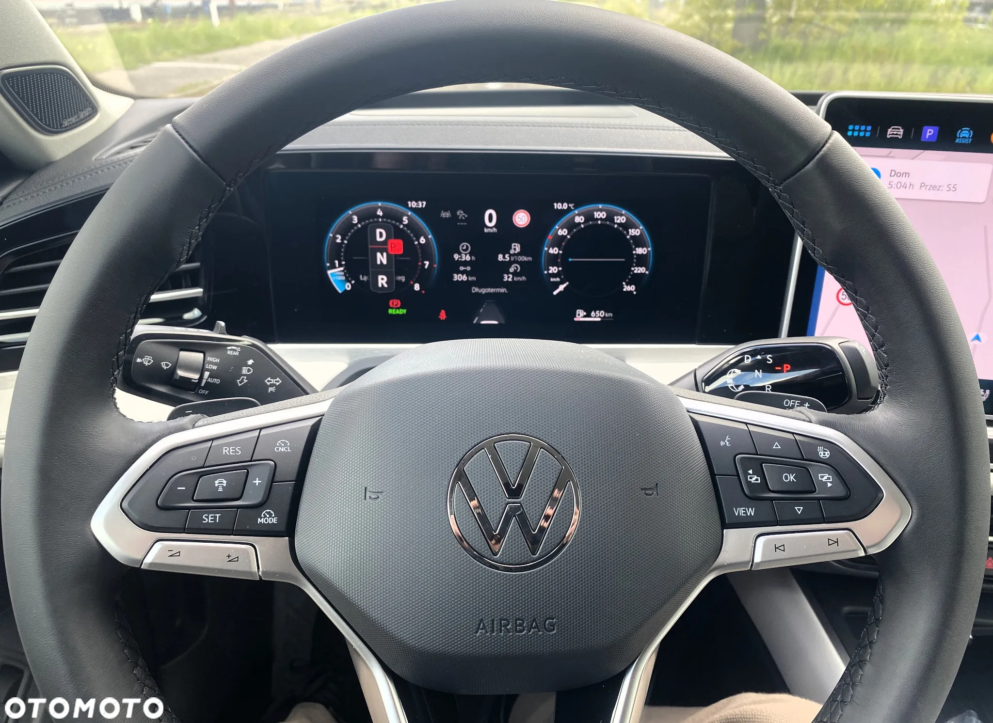 Volkswagen Passat - 13