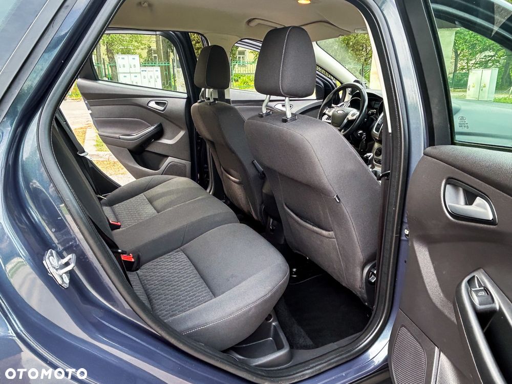 Ford Focus 1.0 EcoBoost Trend - 25