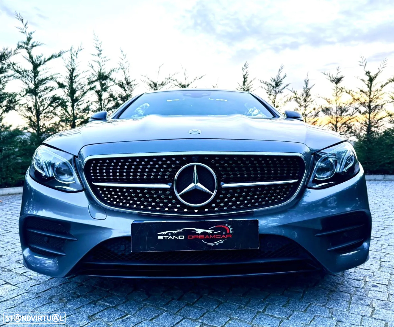 Mercedes-Benz E 220 d Coupe 9G-TRONIC AMG Line - 2