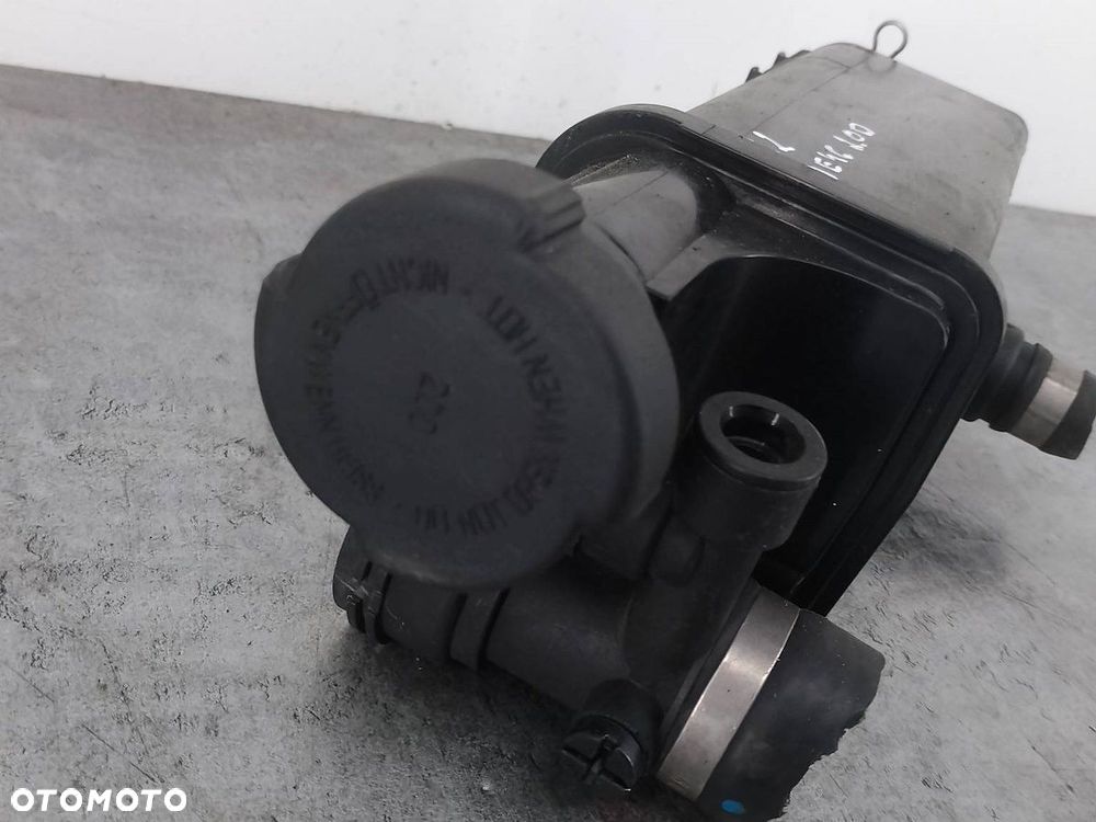 ZBIORNICZEK WYRÓWNAWCZY BMW E46 2002165  454002 2.0 16V 320d - 2