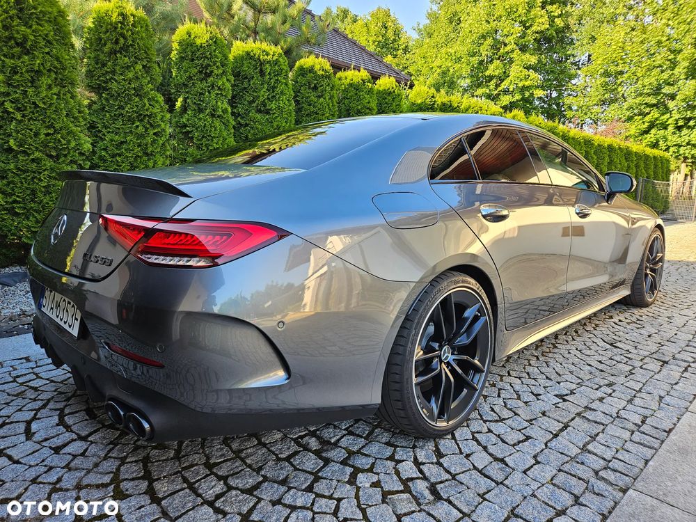 Mercedes-Benz CLS - 32