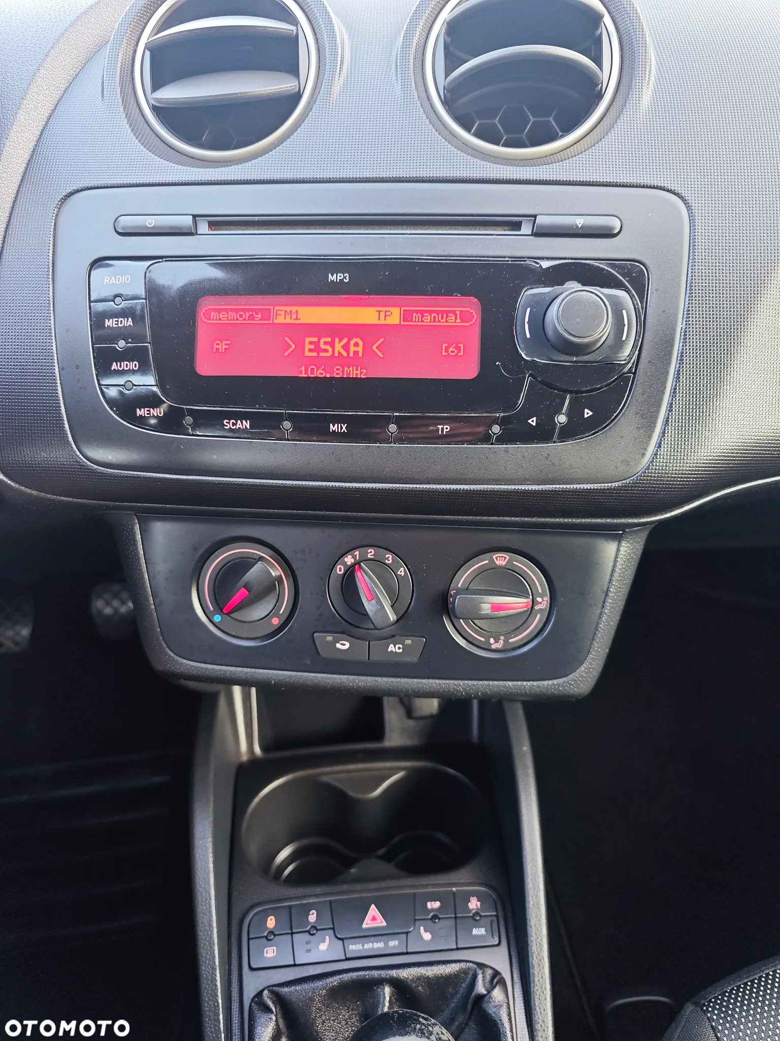 Seat Ibiza SC 1.6 16V Sport - 17