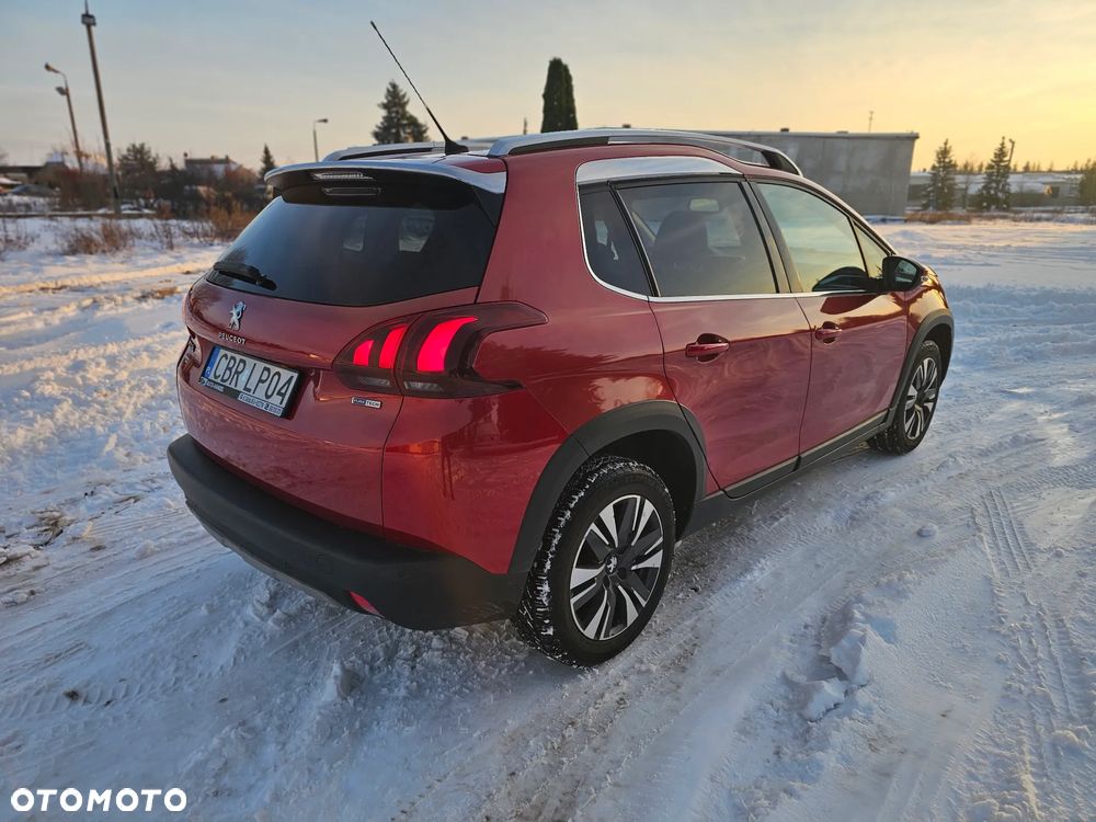 Peugeot 2008 1.2 Pure Tech Active S&S - 4