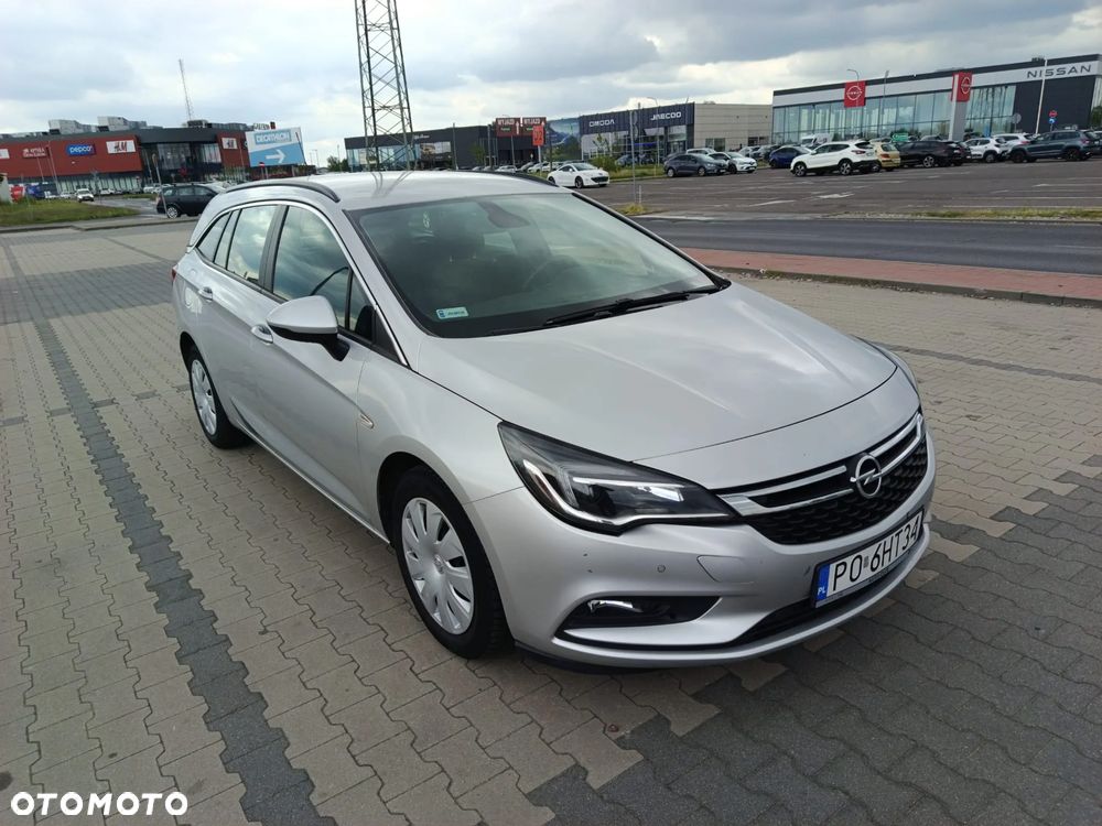 Opel Astra 1.6 CDTI Dynamic - 1