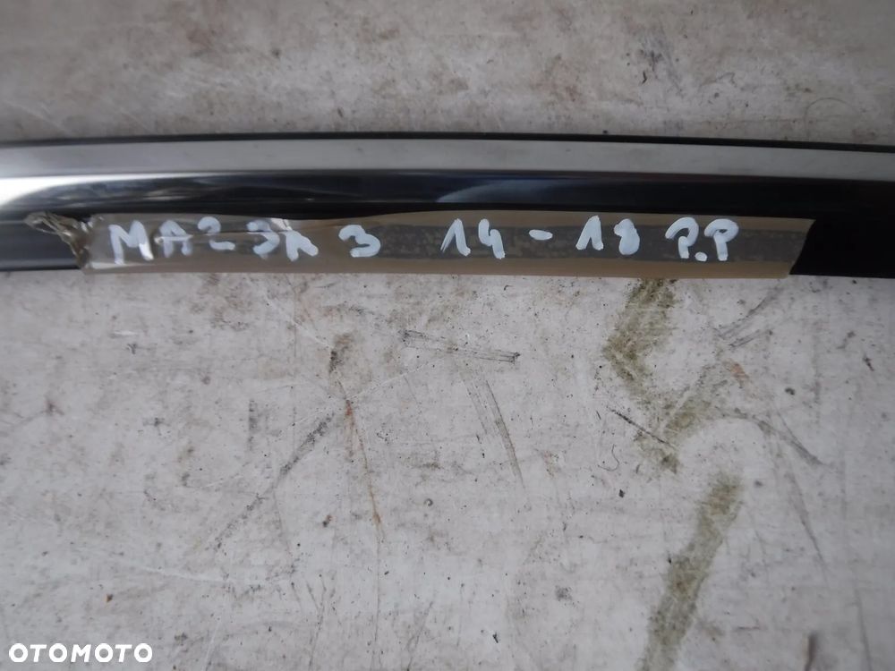 mazda 3 bm 14r- listwa drzwi przód prawa chrom parapet - 4