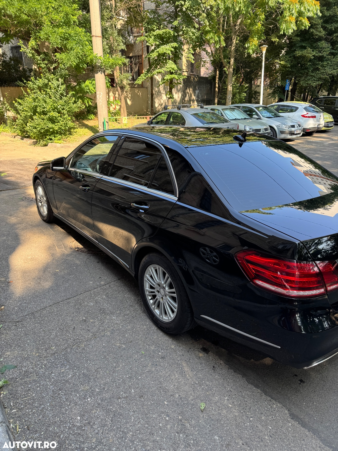 Mercedes-Benz E 200 BlueTEC Avantgarde - 4