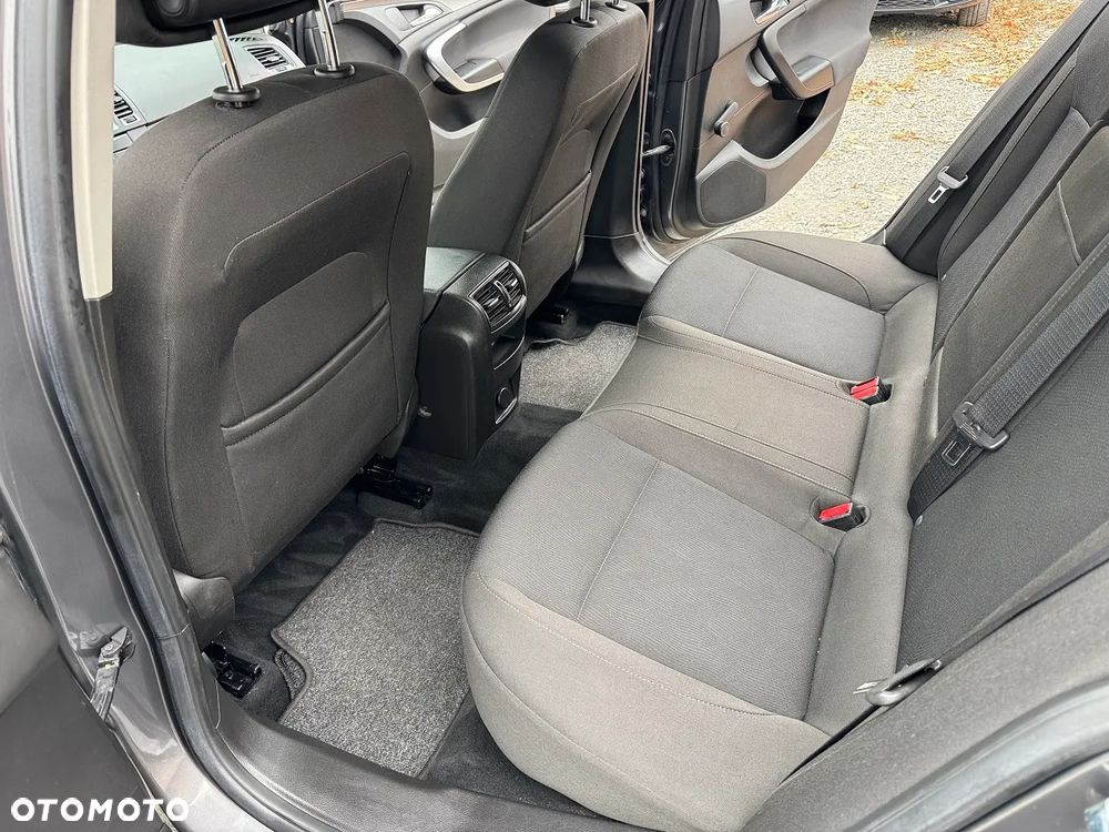 Opel Insignia - 21
