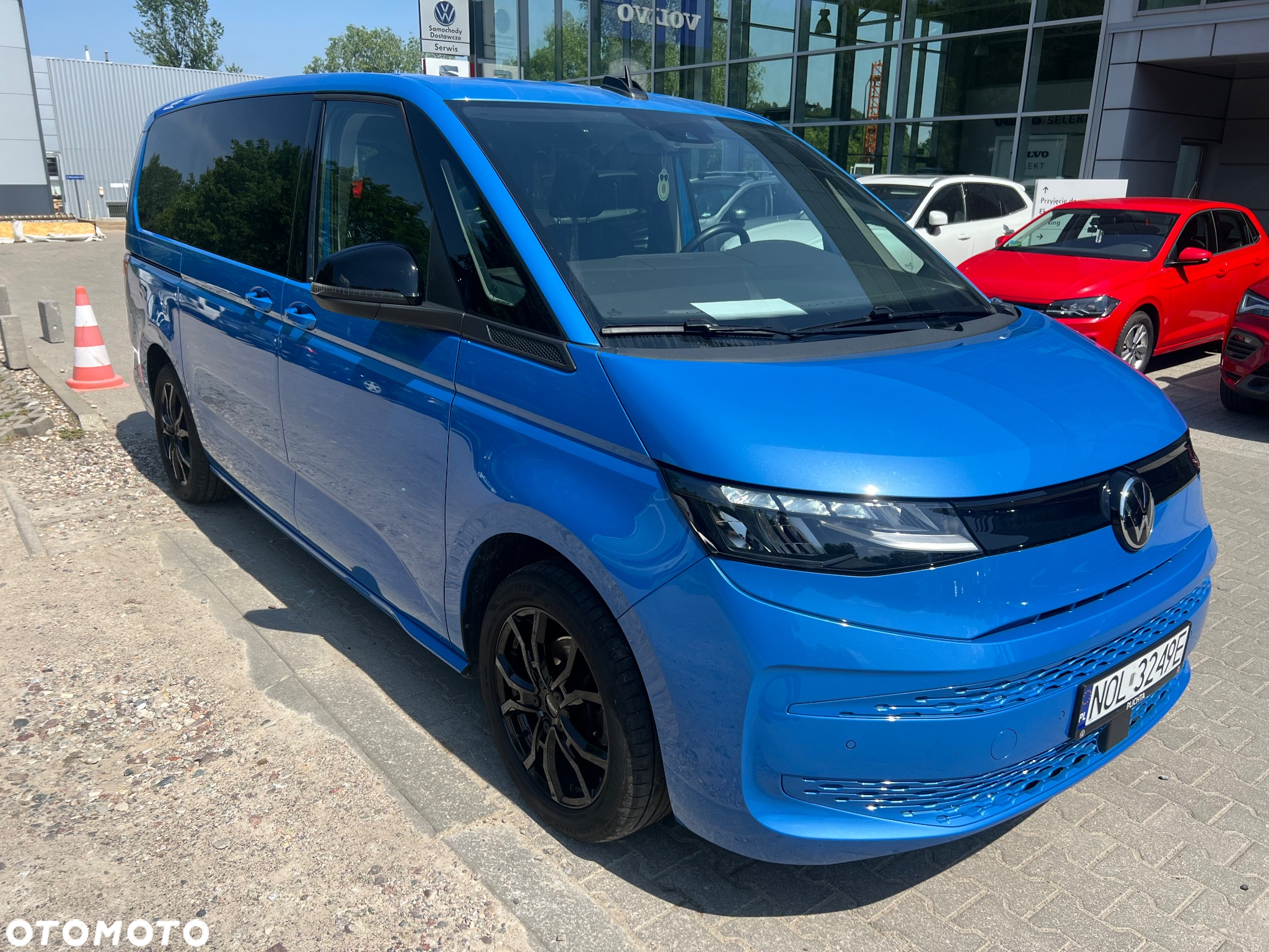 Volkswagen Multivan 2.0 TDI L2 Life DSG - 8