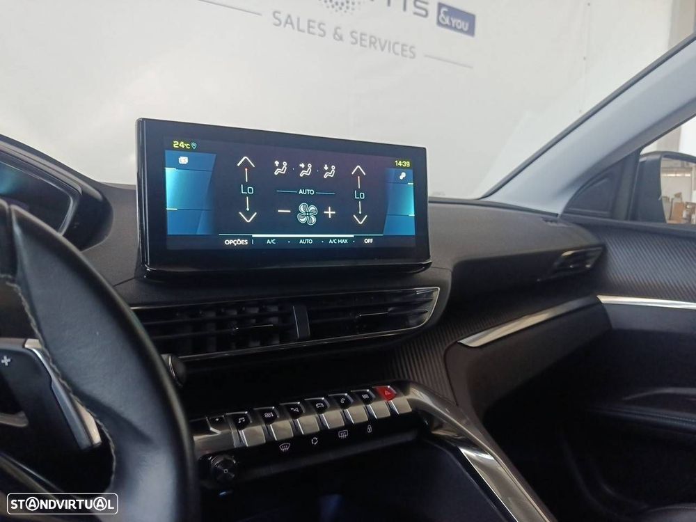 Peugeot 3008 1.6 Hybrid Allure e-EAT8 - 22