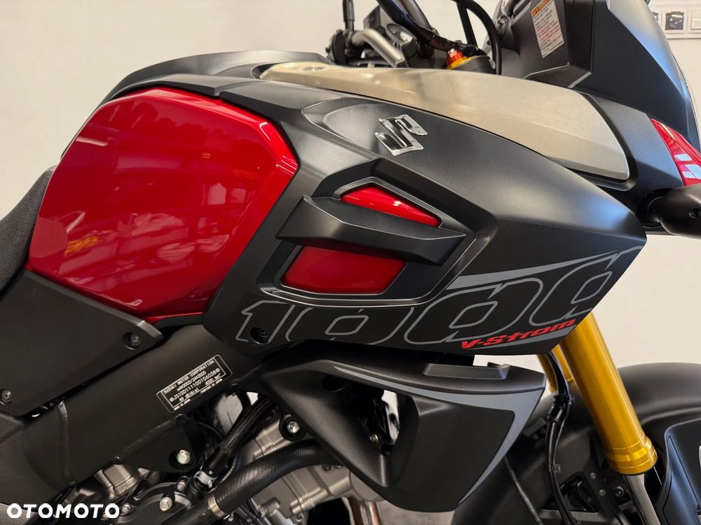 Suzuki V-STROM - 31
