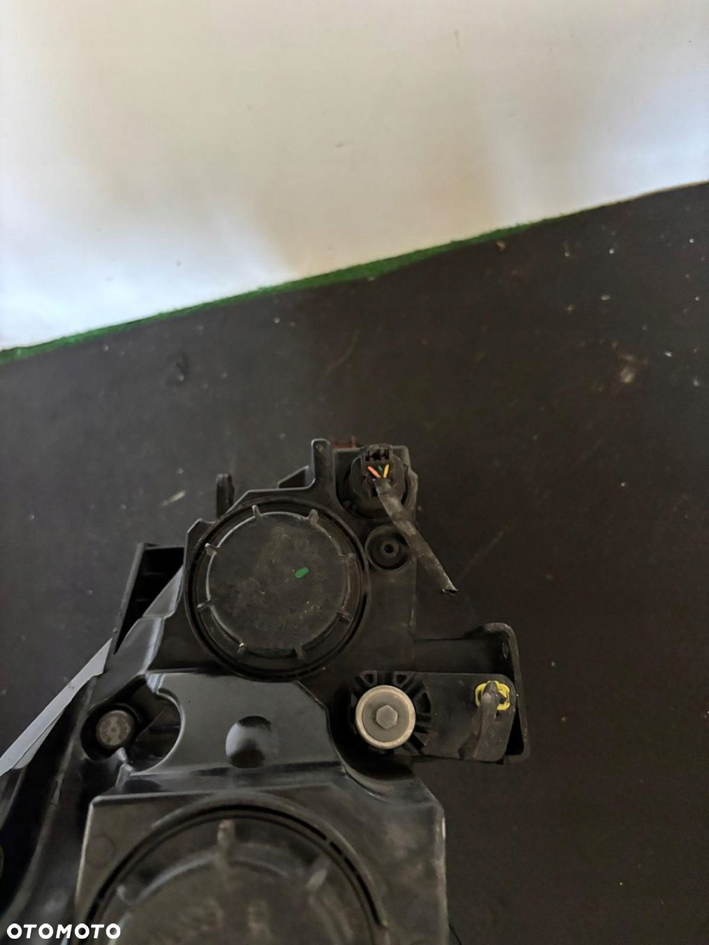 LAMPA LEWA REFLERTOR KIA CEED 1 LIFT ZWYKŁA HALOGENOWA SOCZEWKA DEMONTAŻ EU - 6