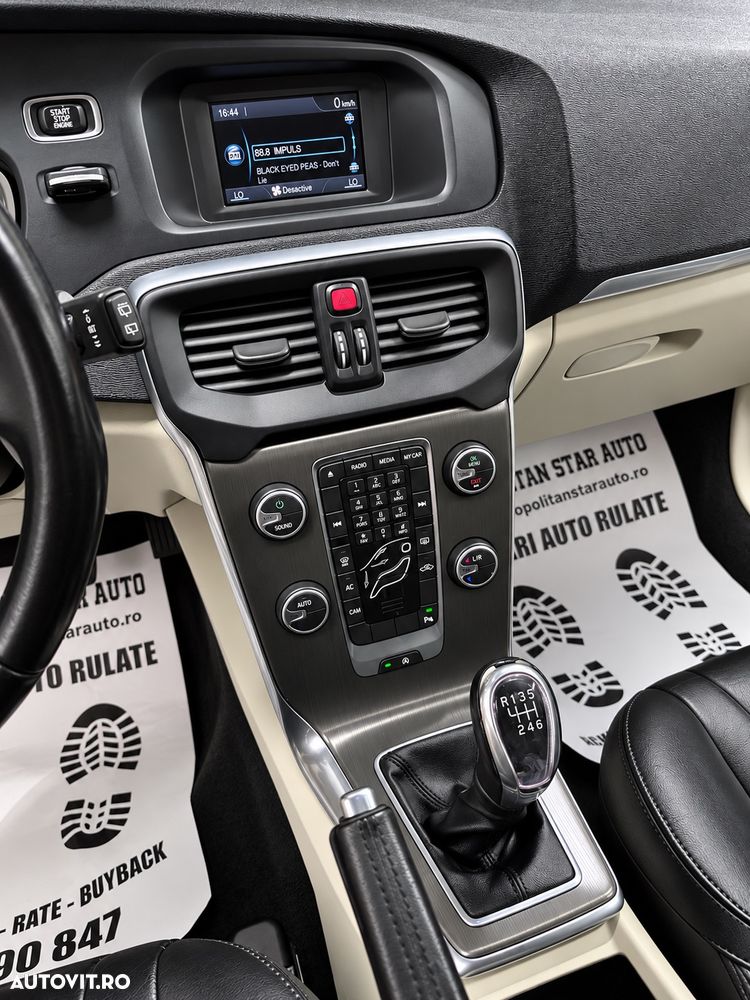 Volvo V40 - 10