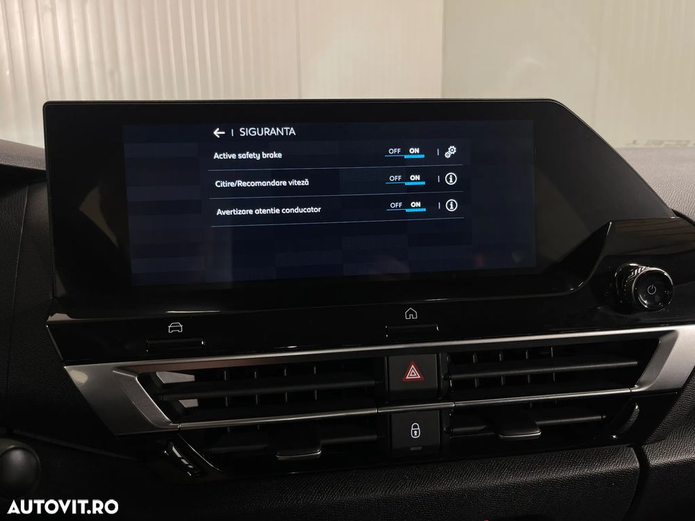 Citroën C4 BlueHDi 110 Stop&Start FEEL - 18