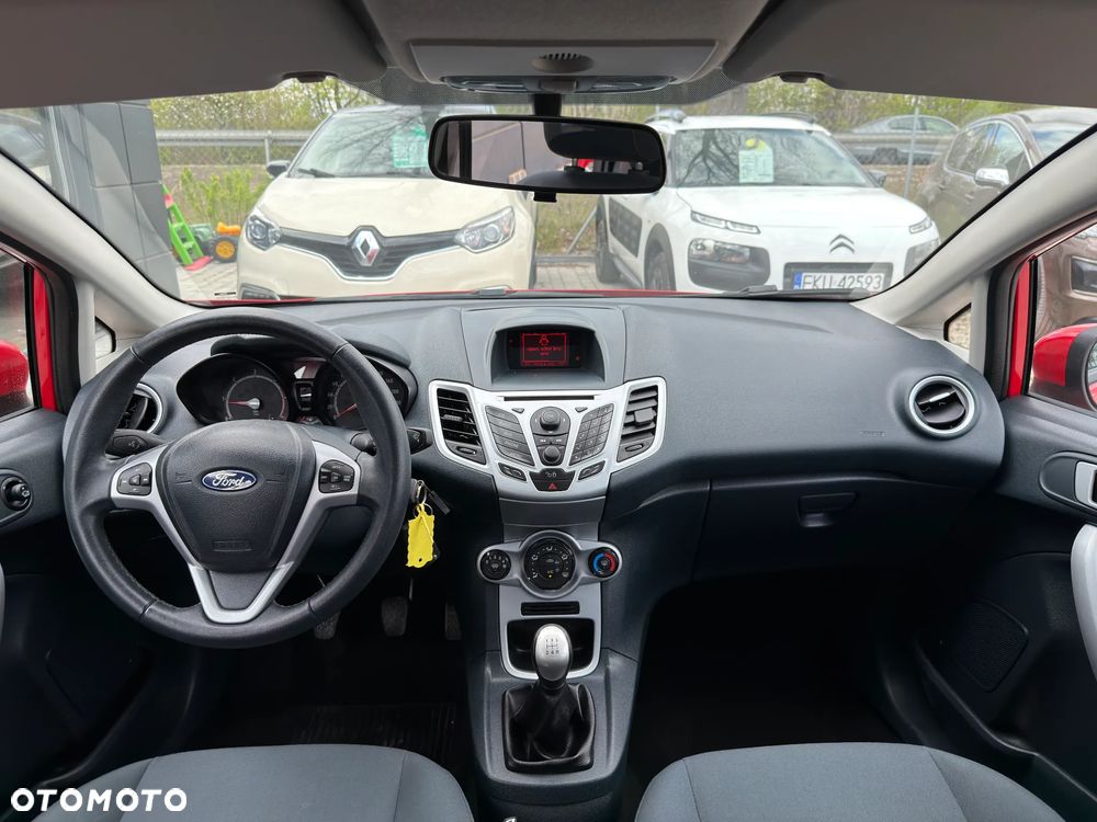 Ford Fiesta 1.6 TDCi Titanium - 8