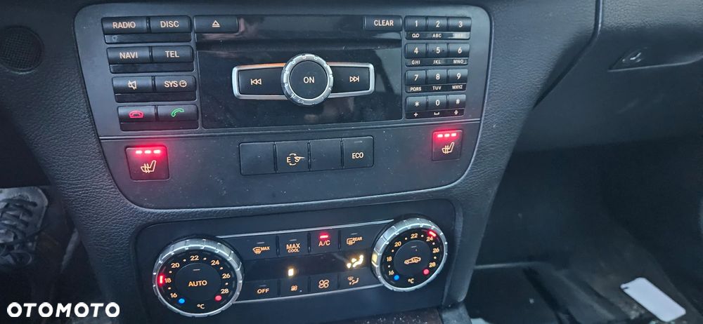 Mercedes-Benz GLK 350 4Matic (BlueEFFICIENCY) 7G-TRONIC - 16